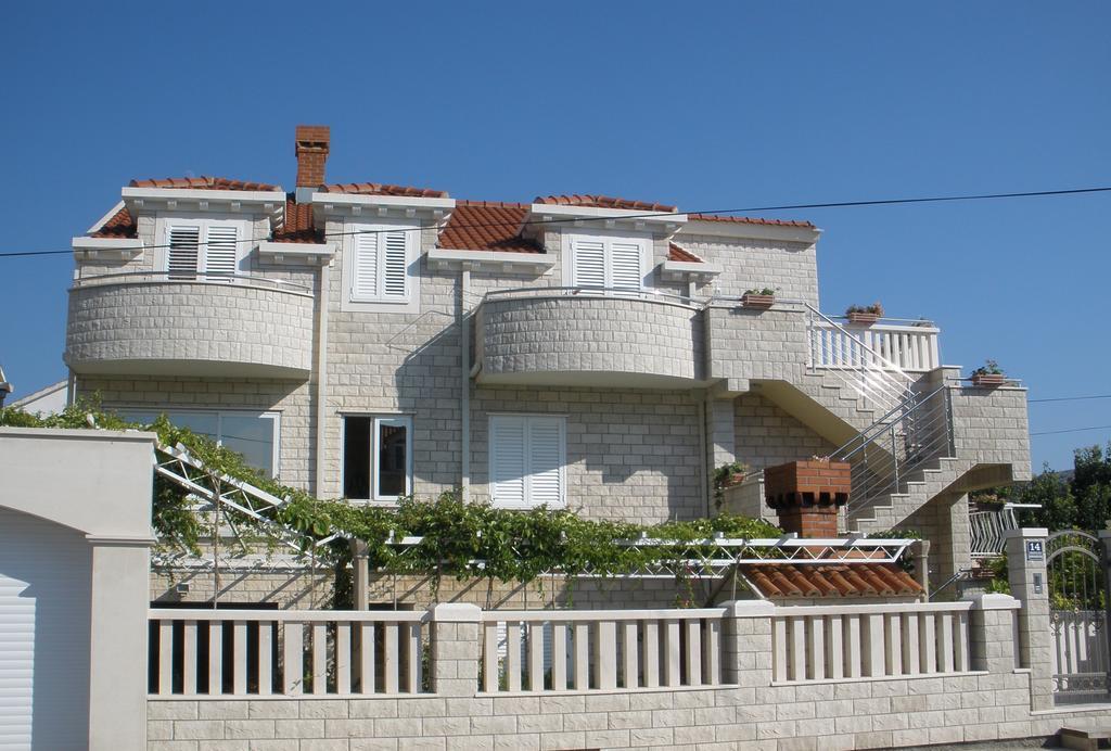Apartments Sunce Млини Экстерьер фото